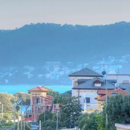 Trilocale Ristrutturato A 200m Dal Mare:vinci246 Appartement