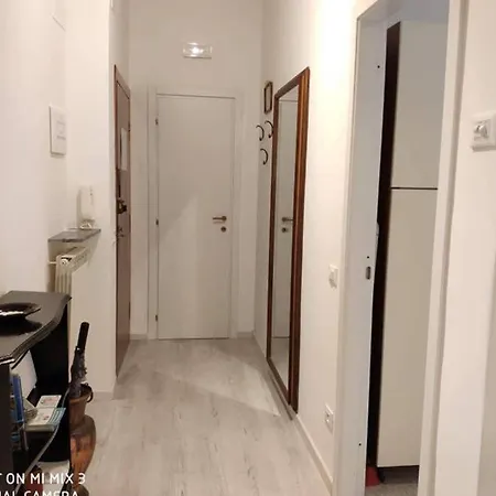 Apartamento Trilocale Ristrutturato A 200m Dal Mare:vinci246 Alassio