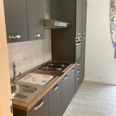 Apartamento Trilocale Ristrutturato A 200m Dal Mare:vinci246 Alassio